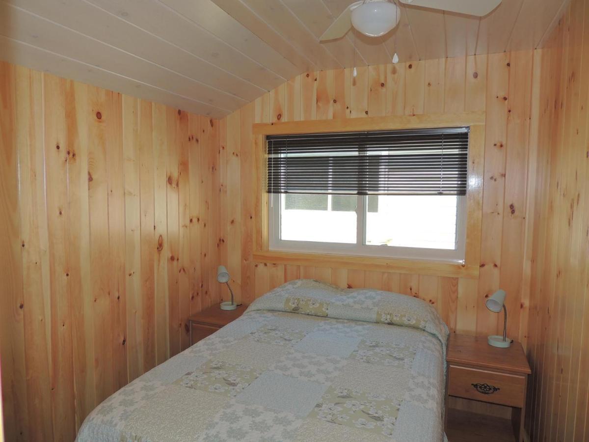Angel Rock Waterfront Cottages Cape Vincent Экстерьер фото