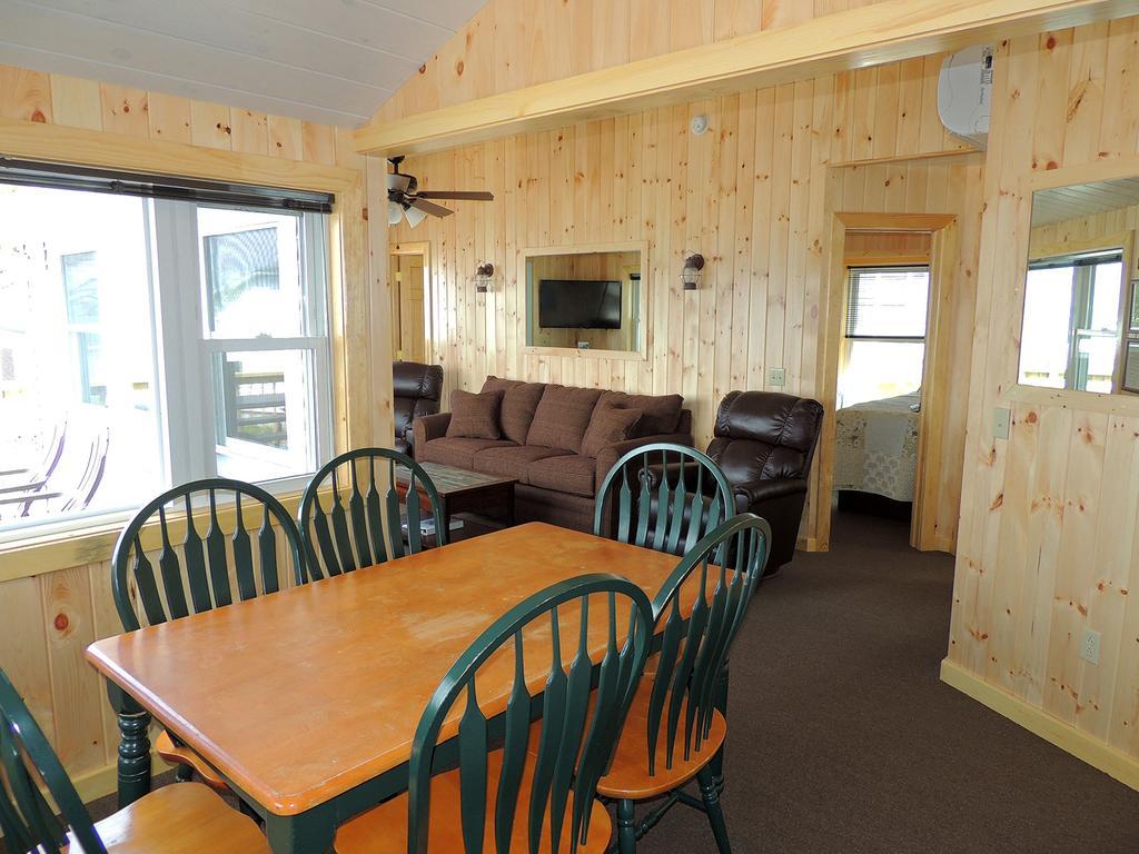 Angel Rock Waterfront Cottages Cape Vincent Экстерьер фото