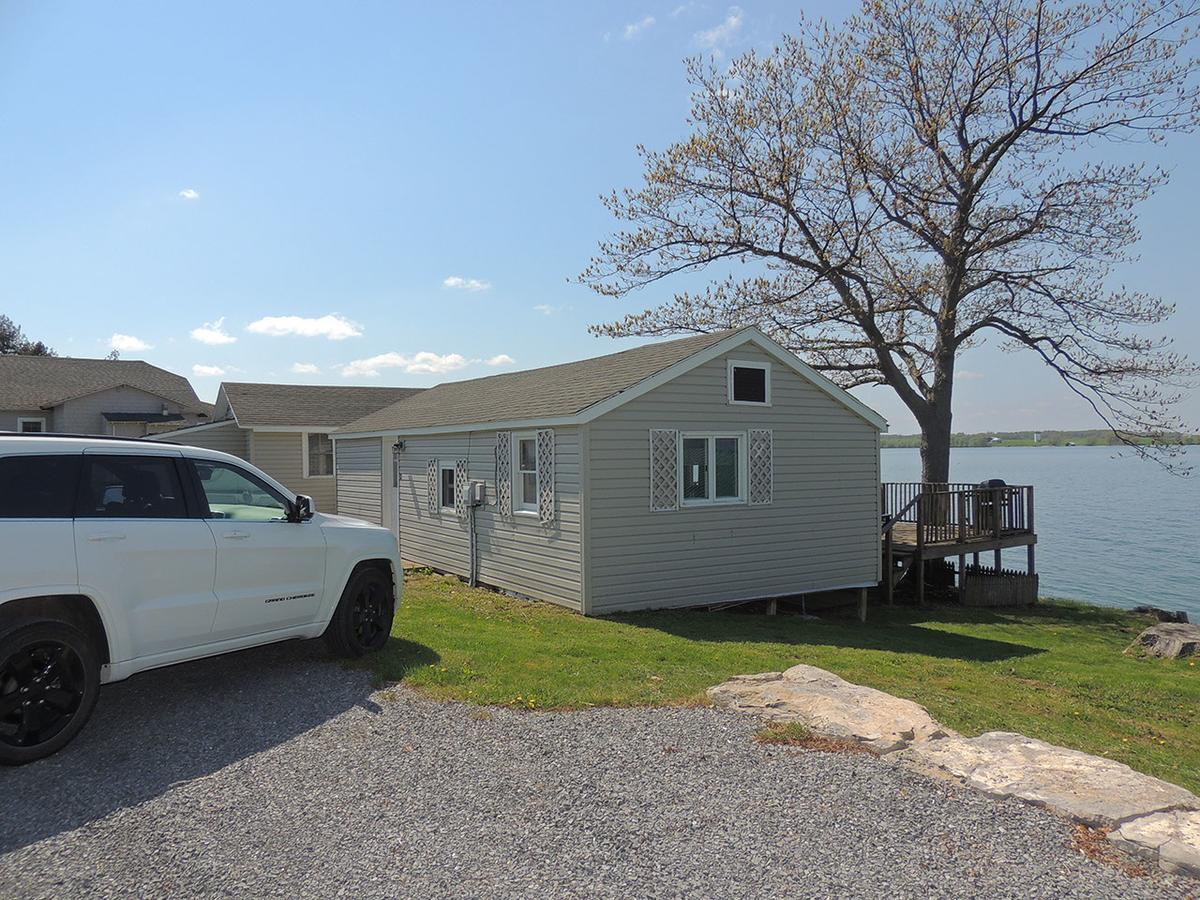 Angel Rock Waterfront Cottages Cape Vincent Экстерьер фото
