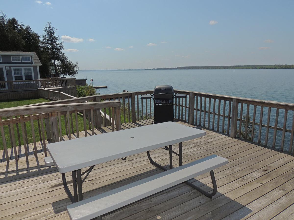 Angel Rock Waterfront Cottages Cape Vincent Экстерьер фото